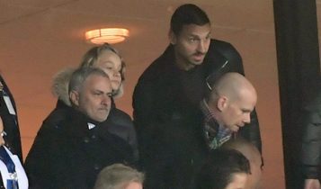 Jose Mourinho dan Zlatan Ibrahimovic di Stadion Friends Arena.