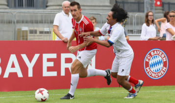 Miroslav Klose saat tur Asia yang dilakukan Bayern Munich pada tahun lalu.