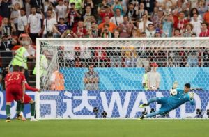 Penalti Ronaldo @MenezesHenry