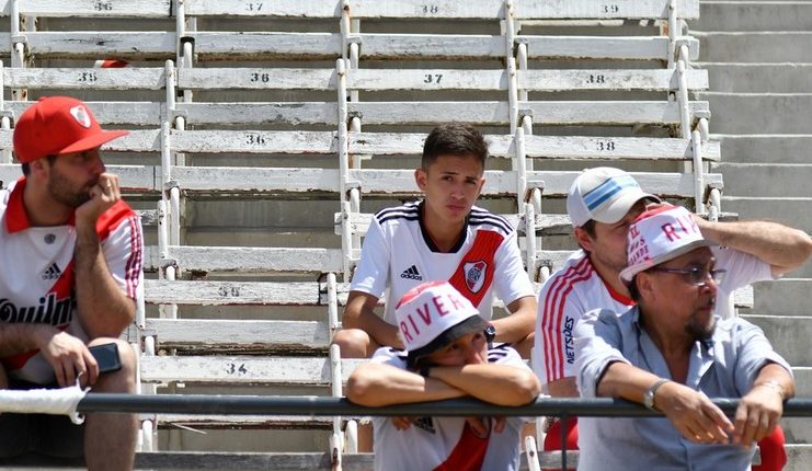 Para pendukung River Plate kemungkinan harus menunggu hingga 8 Desember untuk menyaksikan laga leg II Copa Libertadores.