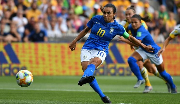 Marta melewati catatan Birgit Prinz dan Miroslav Klose di Piala Dunia saat timnas wanita Brasil kalah dari timnas wanita Australia.