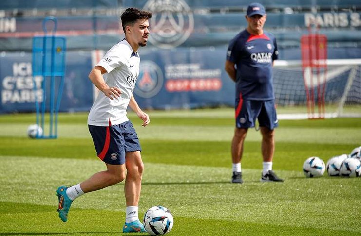 Vitinha Belum Mau Pikirkan Final Liga Champions 3 Vitinha - Paris Saint-Germain - Pemain Baru - psg. fr