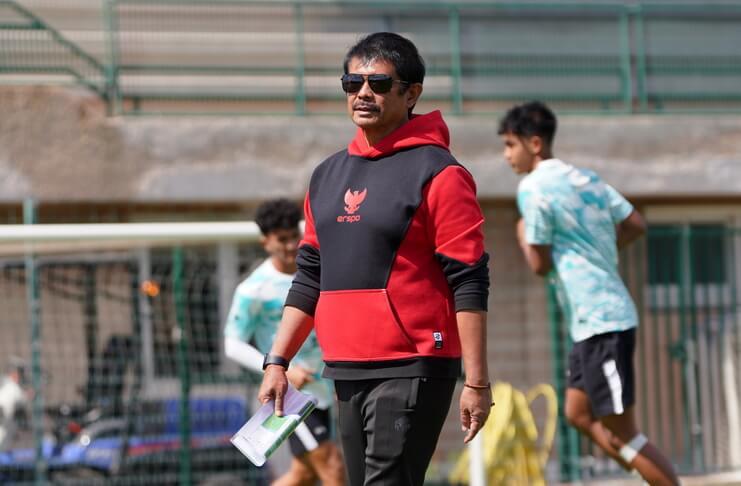 Indra Sjafri Tak Mau Remehkan Kamboja 2 Indra Sjafri mempersiapkan timnas U-20 di Tournoi Maurice Revello 2024.