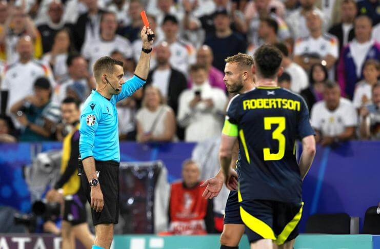 Skotlandia Kehilangan 1 Pemain Hingga Fase Grup Usai 2 Ryan Porteous dikartu merah pada laga timnas Skotlandia melawan timnas Jerman.