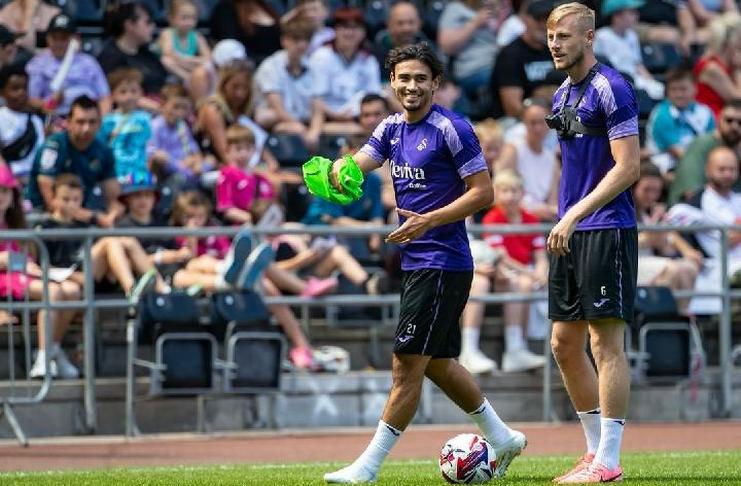 Nathan Tjoe-A-On Resmi Dipertahankan Swansea City 3 Nathan Tjoe-A-On Resmi Dipertahankan Swansea City
