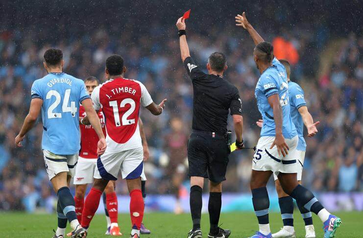 Arsenal Gagal Juara Premier League karena Cedera dan Kartu Merah 1 Kartu Merah Leandro Trossard mewarnai pekan ke-5 Liga Inggris 2024-25.