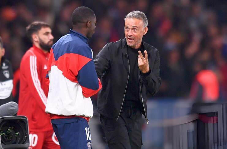 Ousmane Dembele Dicoret dari Skuad, Ini Penjelasan Luis Enrique 2 Luis Enrique bersama Ousmane Dembele.