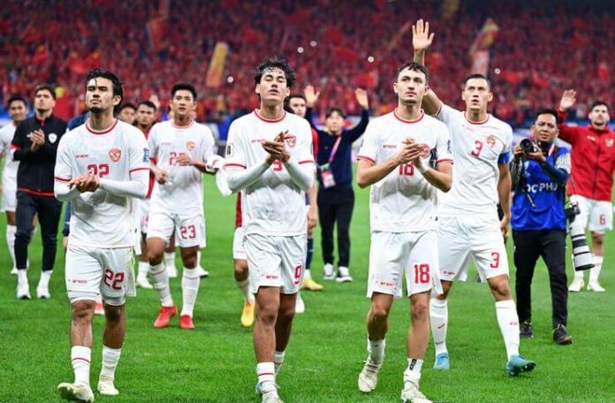 Timnas Indonesia disebut pundit Cina kena batunya.
