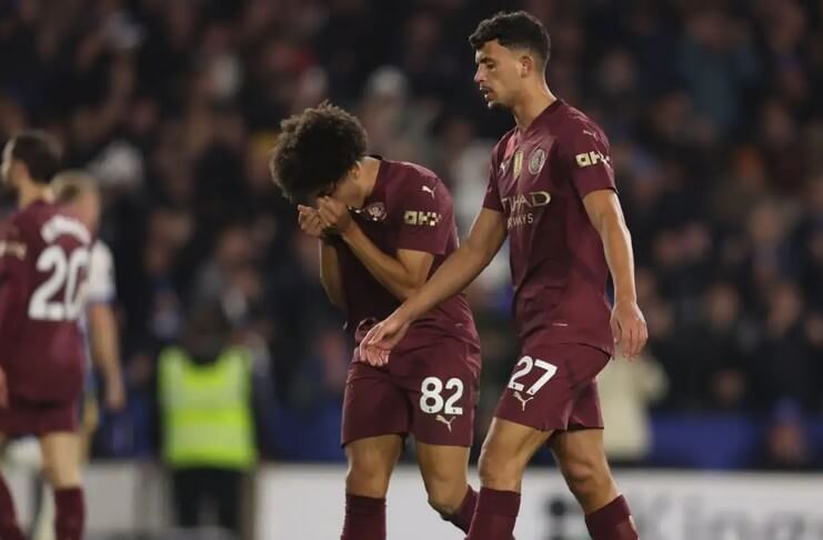 Klasemen Liga Inggris: Arsenal Semakin Menjauh dari Puncak 2 Hasil Liga Inggris Manchester City Krisis, Liverpool Terus Tancap Gas (Football 365)