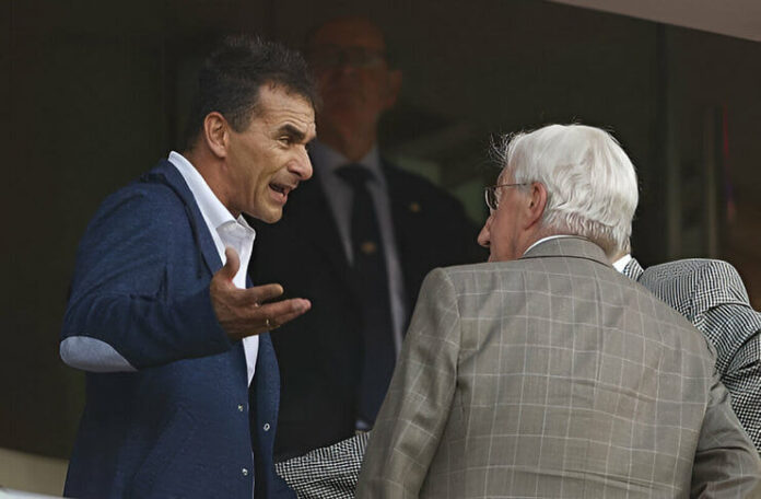 Gerald Vanenburg punya pengalaman tak enak dengan Johan Cruyff.