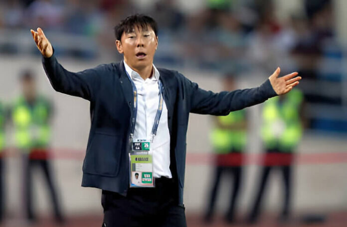 Pemecatan Shin Tae-yong memunculkan banyak tanda tanya.