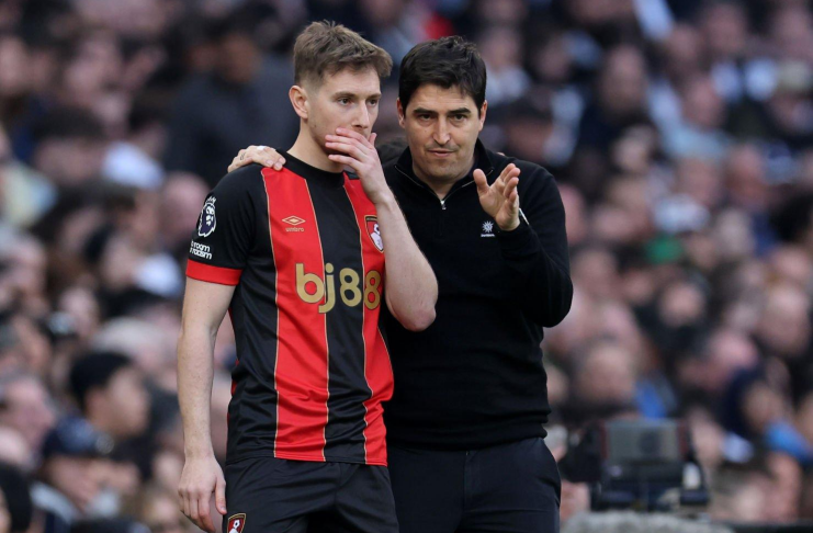 Dean Huijsen Dibidik Tim-tim Raksasa, Pelatih Bournemouth Buka Suara 3 Andoni Iraola - Bournemouth - Dean Huijsen - Istimewa 2