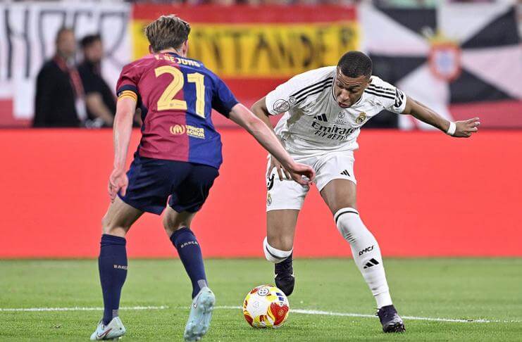 Kylian Mbappe Tak Bisa Main 90 Menit 1 Kylian Mbappe baru masuk pada babak kedua di final Copa del Rey.