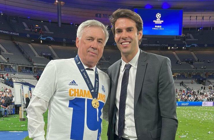 Carlo Ancelotti bersama Kaka.