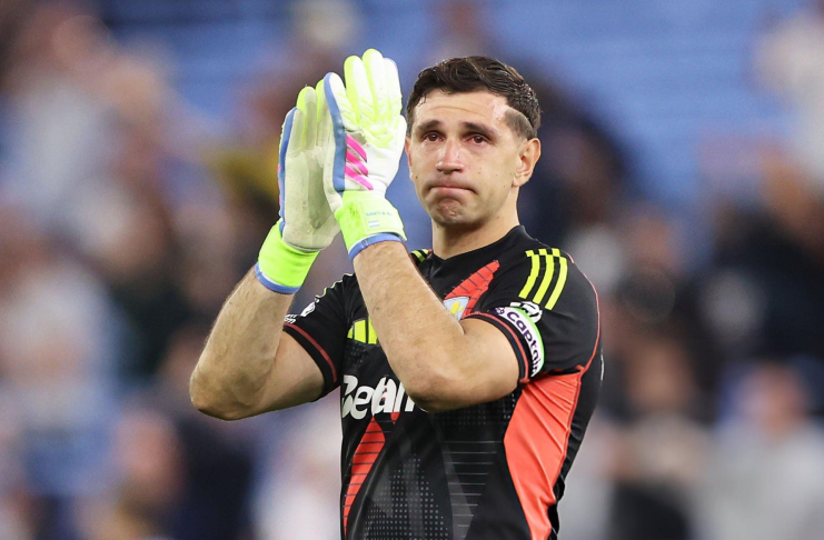 Emiliano Martinez Menangis di Villa Park, Siap Pindah Klub? 1 Emiliano Martinez - Aston Villa - Istimewa 2