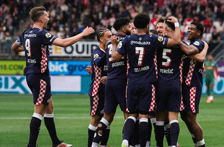Ajax Menangis, PSV Juara! 3 Hasil Liga Belanda Ajax Menangis, PSV Juara 2 (@PSV)
