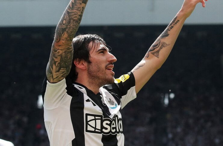 Kalahkan Chelsea, Newcastle Naik ke Tiga Besar 1 Hasil Liga Inggris Kalahkan Chelsea, Newcastle Naik ke Tiga Besar - Sandro Tonali (@premierleague)
