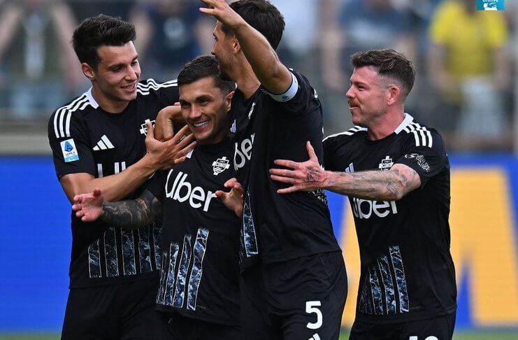 Cagliari dan Parma Belum Aman dari Degradasi 3 Hasil Liga Italia Cagliari dan Parma Belum Aman dari Degradasi 2 (@SerieA)