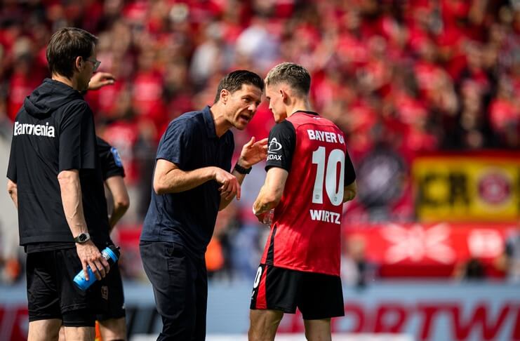 Kalahkan Leverkusen, Dortmund Jaga Asa Finis di Empat Besar 3 Hasil Liga Jerman Kalahkan Leverkusen, Dortmund Jaga Asa Finis di Empat Besar - Xabi Alonso - Florian Wirtz (@bayer04fussball)
