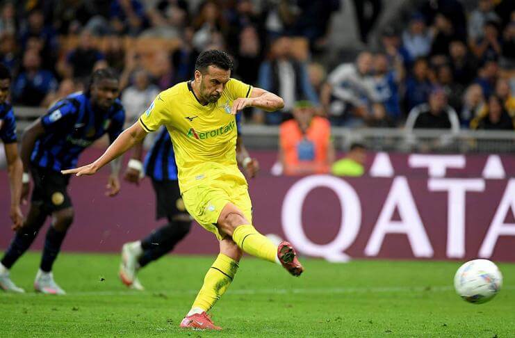 Napoli Diselamatkan Pedro Rodriguez 1 Pedro Rodriguez memaksa Inter Milan imbang 2-2 dengan Lazio.