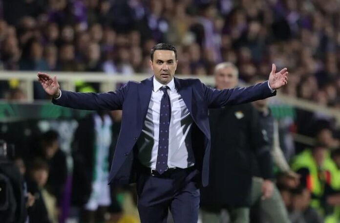 Raffaele Palladino Kecewa Berat Fiorentina Gagal Lolos ke Final Conference League 2 (Football Italia)