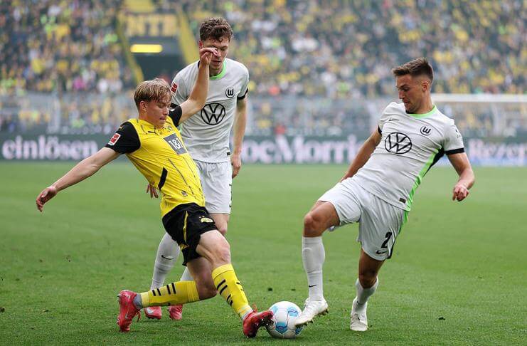 Dortmund Terus Lanjutkan 3 Tren Apik 3 VfL Wolfsburg lagi-lagi kalah di kandang Borussia Dortmund.