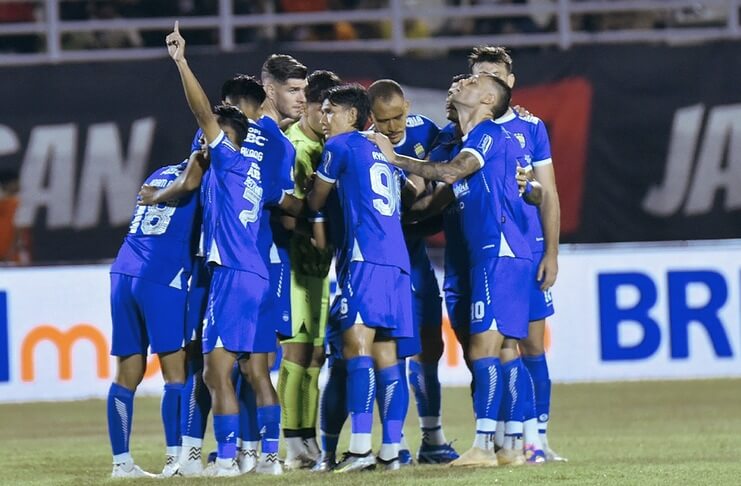 Persib Cuma Klub Papan Bawah di Kroasia 3 Persib Bandung dinilai Bojan Hodak masih jauh dari levek klub top Kroasia.