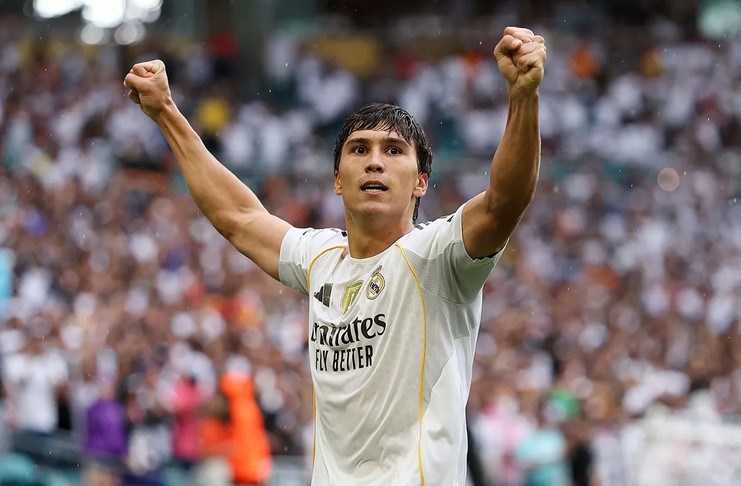Disebut Mirip Raul Gonzalez, Ini Kata Gonzalo Garcia 3 Disebut Mirip Raul Gonzalez, Ini Kata Gonzalo Garcia (realmadrid.com)