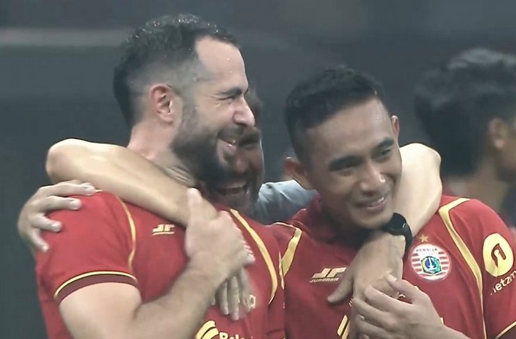Bandingkan JIS dan GBK, Jordi Amat Kasih Jawaban Tak Terduga! 1 Dibandingin JIS atau GBK, Jordi Amat Kasih Jawaban Tak Terduga!
