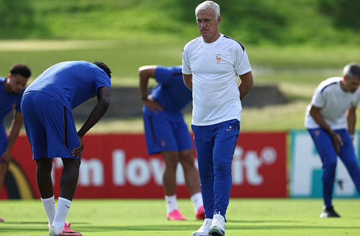 Didier-Deschamps-Timnas-Prancis-Istimewa-2.png