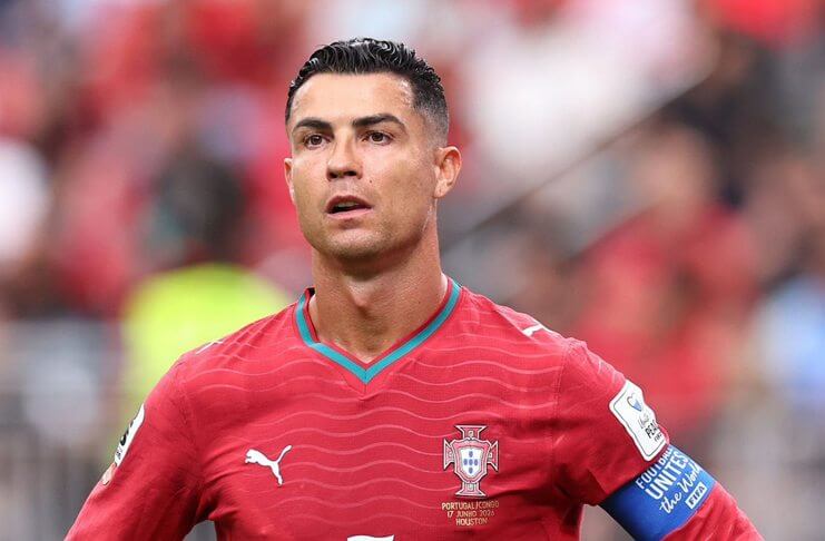 Gelandang-Kongo-Cristiano-Ronaldo-Sudah-Tak-Seperti-Dulu-@HQpcrt.jpg