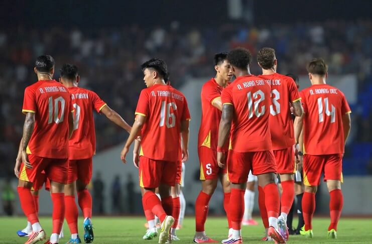 Timnas-Vietnam-disanjung-Joern-Andersen-thanhnien.vn_.jpg